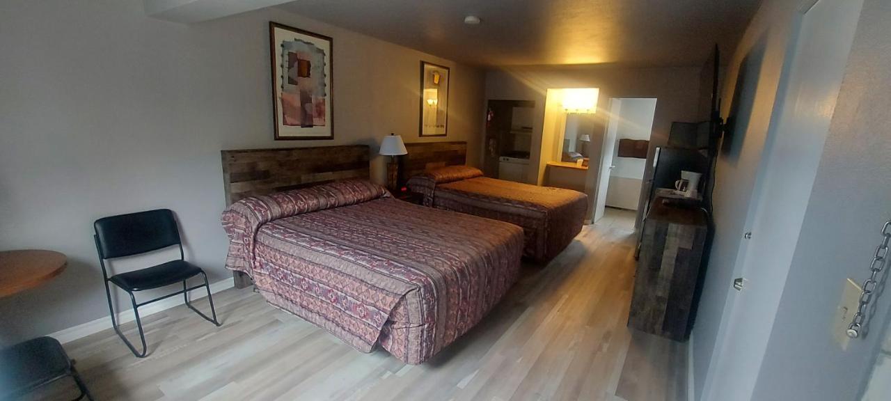 קראנברוק Lazy Bear Lodge מראה חיצוני תמונה