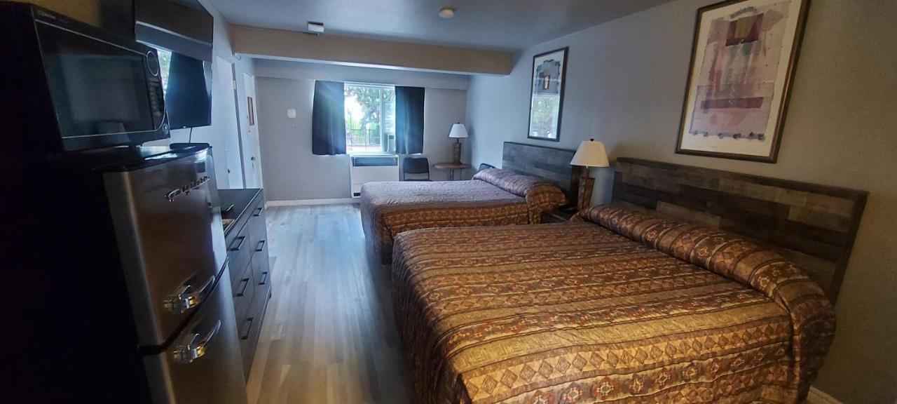 קראנברוק Lazy Bear Lodge מראה חיצוני תמונה