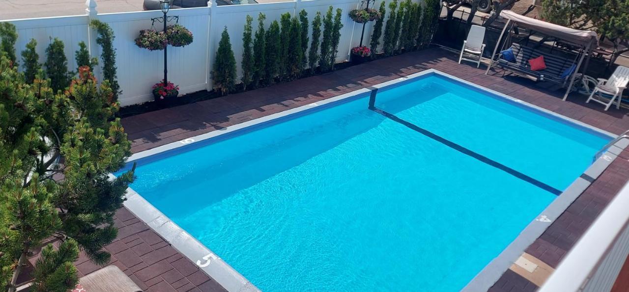 קראנברוק Lazy Bear Lodge מראה חיצוני תמונה